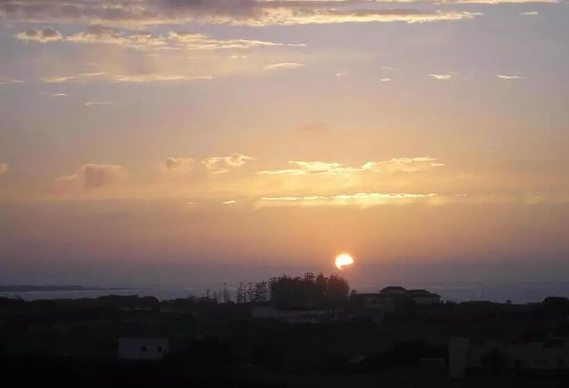 پانسیون Dar Al Manar