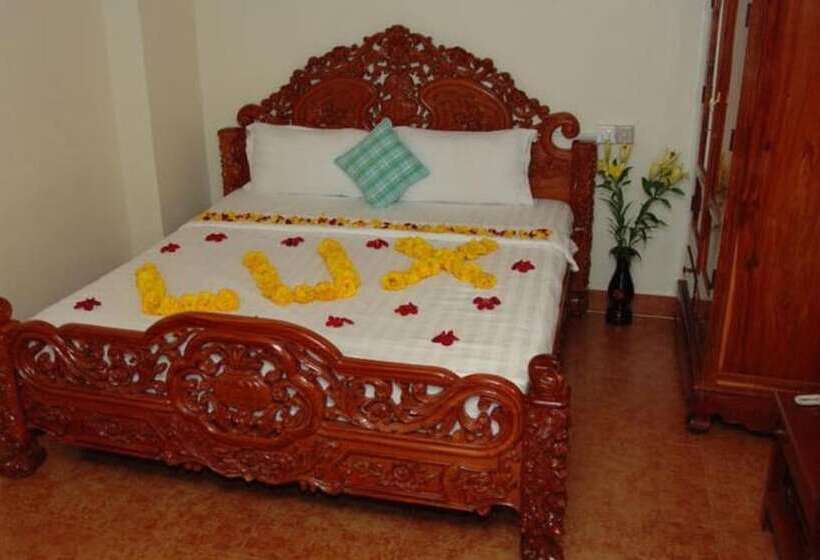 펜션 Lux Guesthouse