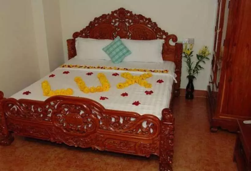 بنسيون Lux Guesthouse