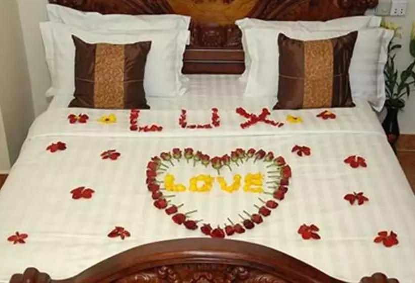 بنسيون Lux Guesthouse