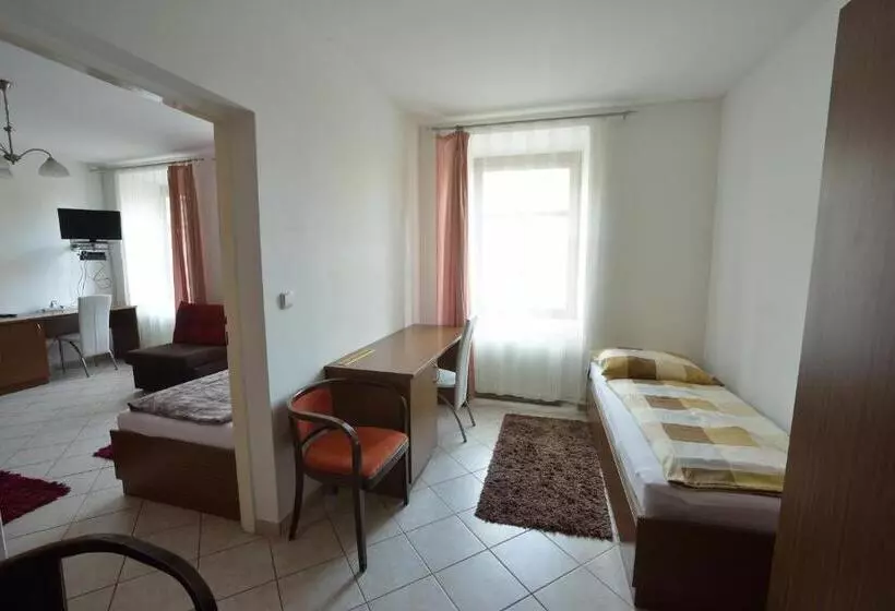 פנסיון Penzion Best