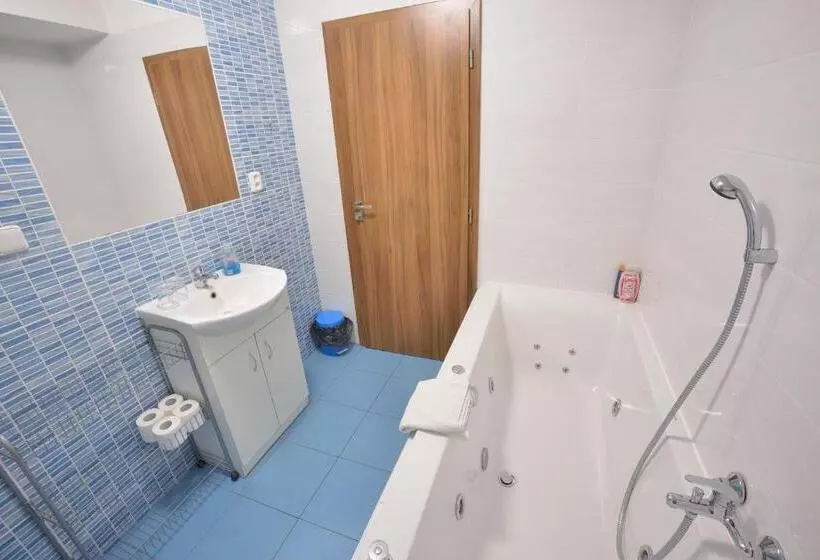 פנסיון Penzion Best