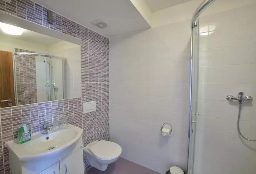 פנסיון Penzion Best