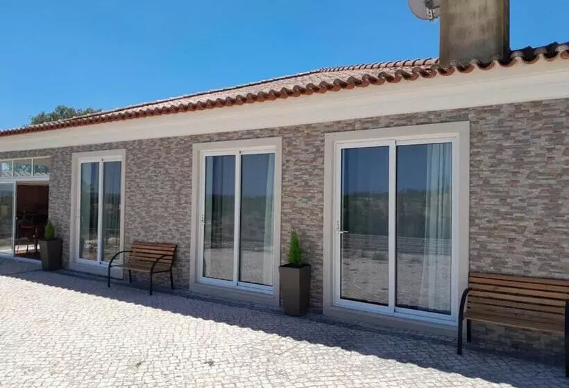 Aamiaismajoitus (B&B) Al Recanto Do Sol