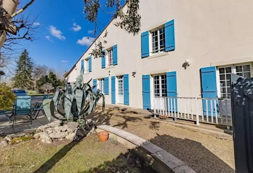 ベッドアンドブレックファースト Chambres Et Gîtes Les Deux Chênes Près De Bergerac