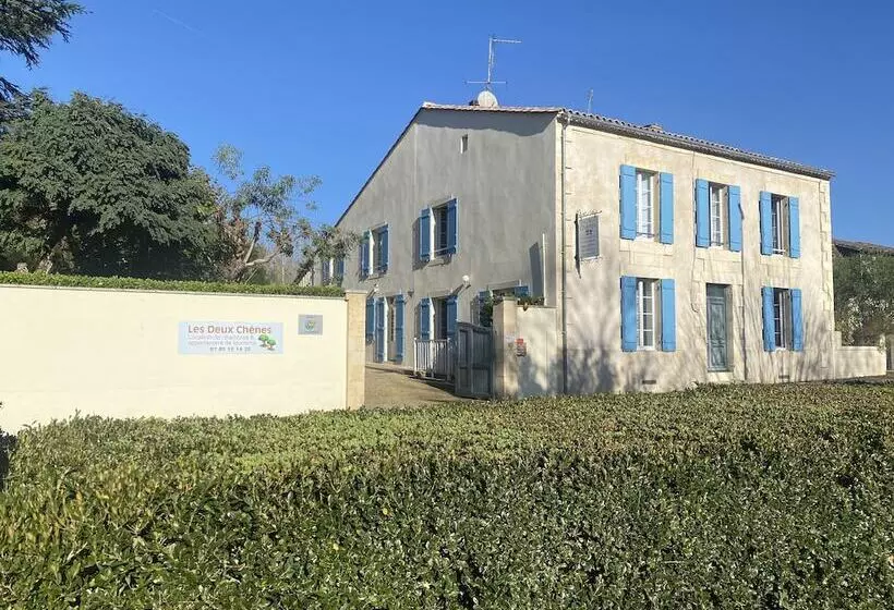 ベッドアンドブレックファースト Chambres Et Gîtes Les Deux Chênes Près De Bergerac