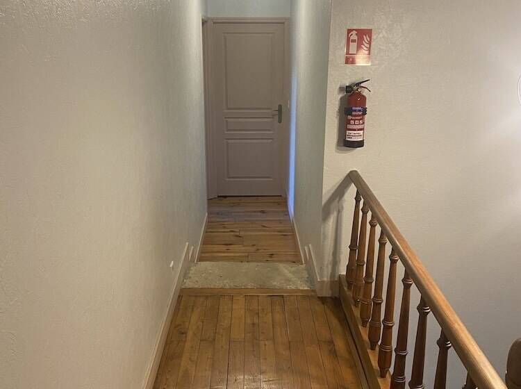 Bed and Breakfast Chambres Et Gîtes Les Deux Chênes Près De Bergerac