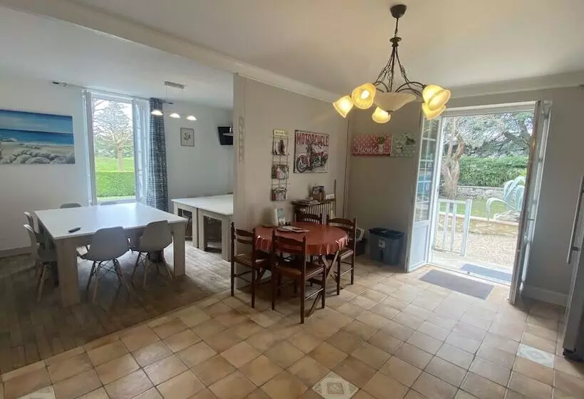 ベッドアンドブレックファースト Chambres Et Gîtes Les Deux Chênes Près De Bergerac