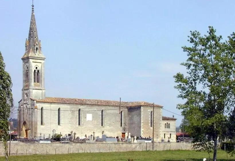 ベッドアンドブレックファースト Chambres Et Gîtes Les Deux Chênes Près De Bergerac