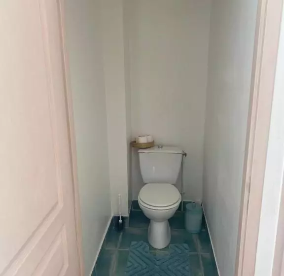 ベッドアンドブレックファースト Chambres Et Gîtes Les Deux Chênes Près De Bergerac