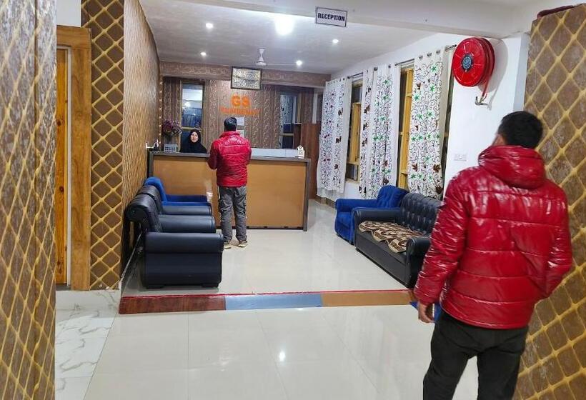 בית מלון כפרי Gulmarg Residency, Kunzer Gulmarg