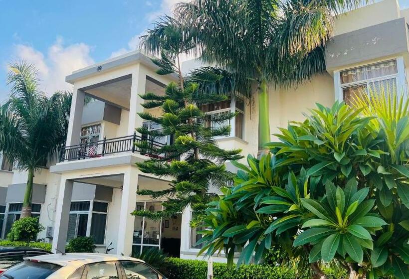 Resort Pushkar Regency