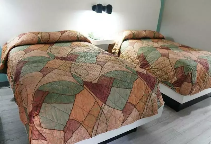 Retkeilymaja Hodler Inn