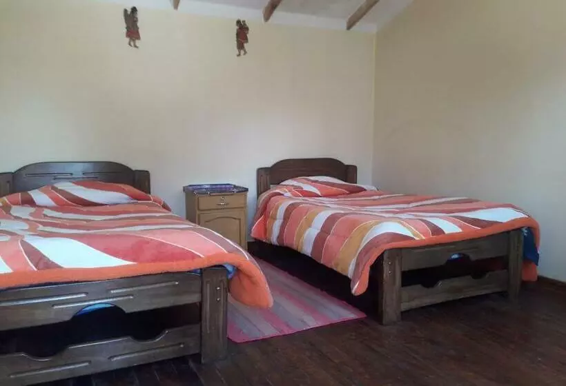 تختخواب و صبحانه Inka Wasi