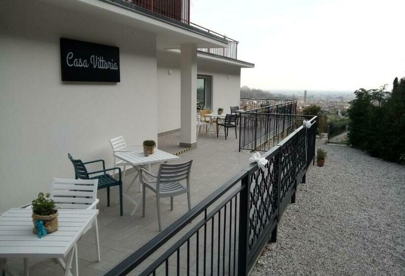 Pensjonat Casa Vittoria Guest House