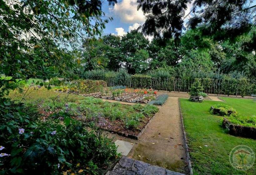 צימר Manoir De La Droulinais