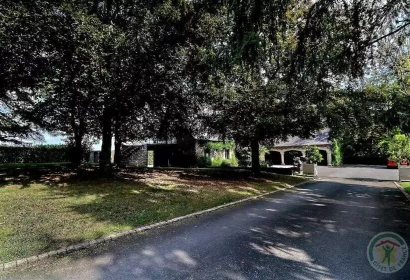 ベッドアンドブレックファースト Manoir De La Droulinais