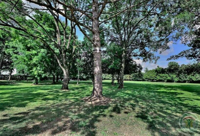 צימר Manoir De La Droulinais