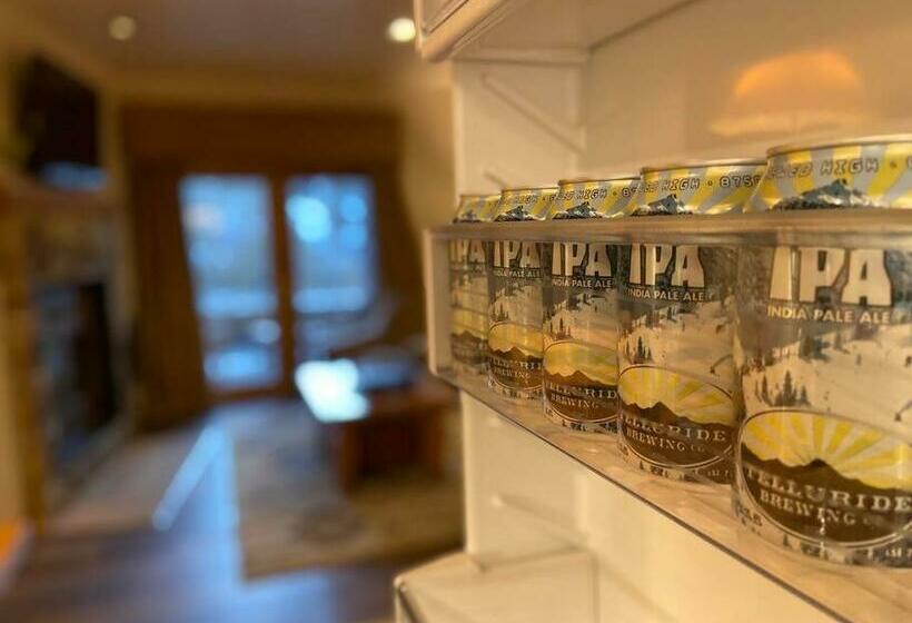 Blue Collar Boutique: Affordable Adventure