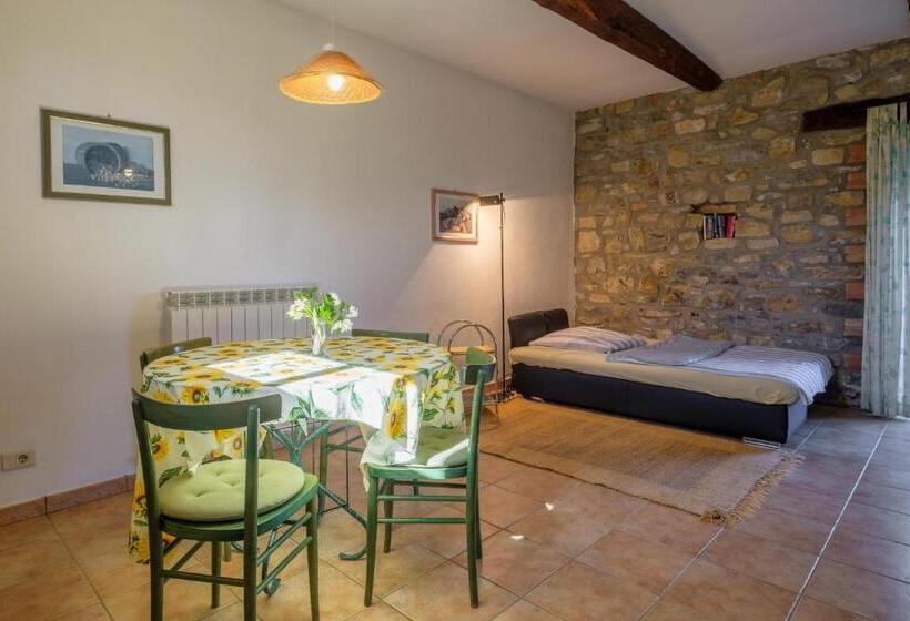 Otel Antico Podere Carbone
