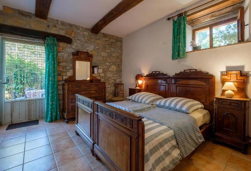 Otel Antico Podere Carbone