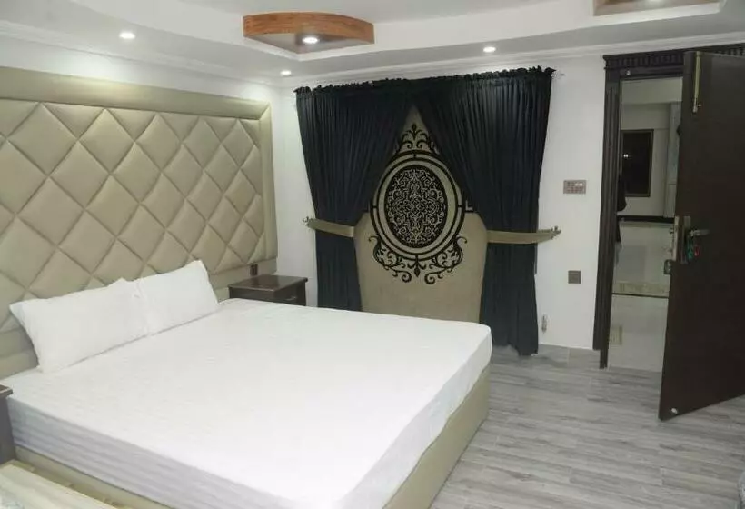 Khan Continental Hotel & Restaurant