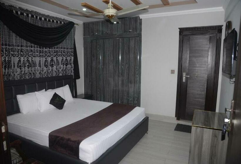 Khan Continental Hotel & Restaurant