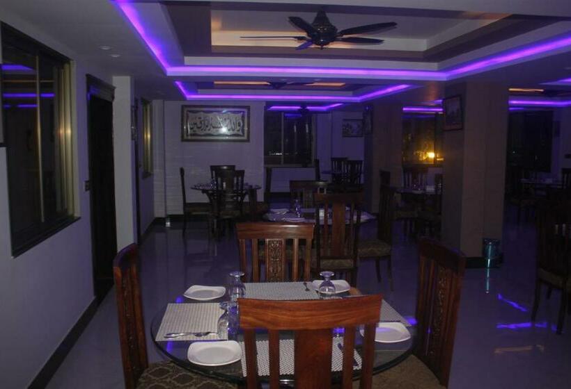 Khan Continental Hotel & Restaurant