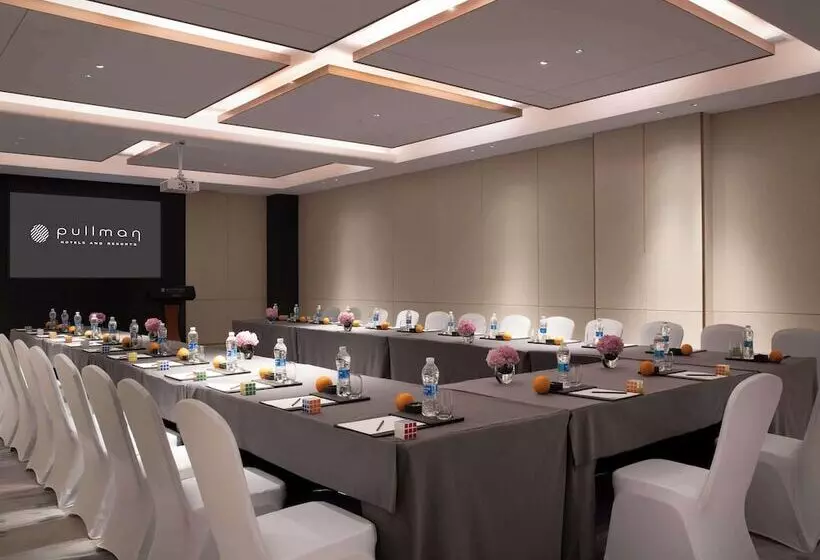 Hotelli Pullman Yuxi Falcon