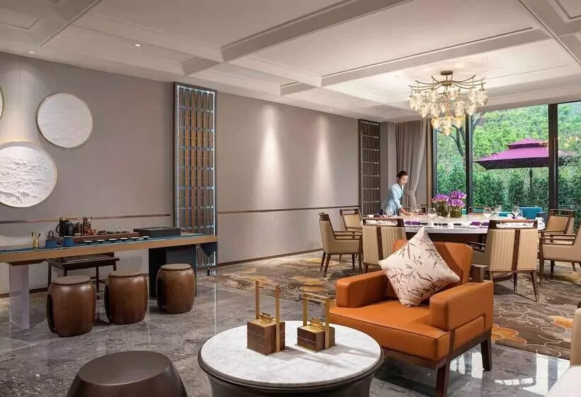 Hotelli Pullman Yuxi Falcon