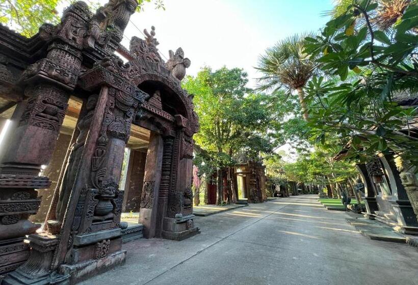 Khgema Nuanjun Pool Villa Gallery Resort