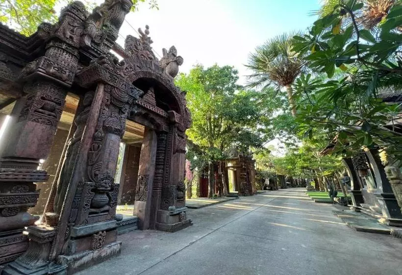 Khgema Nuanjun Pool Villa Gallery Resort