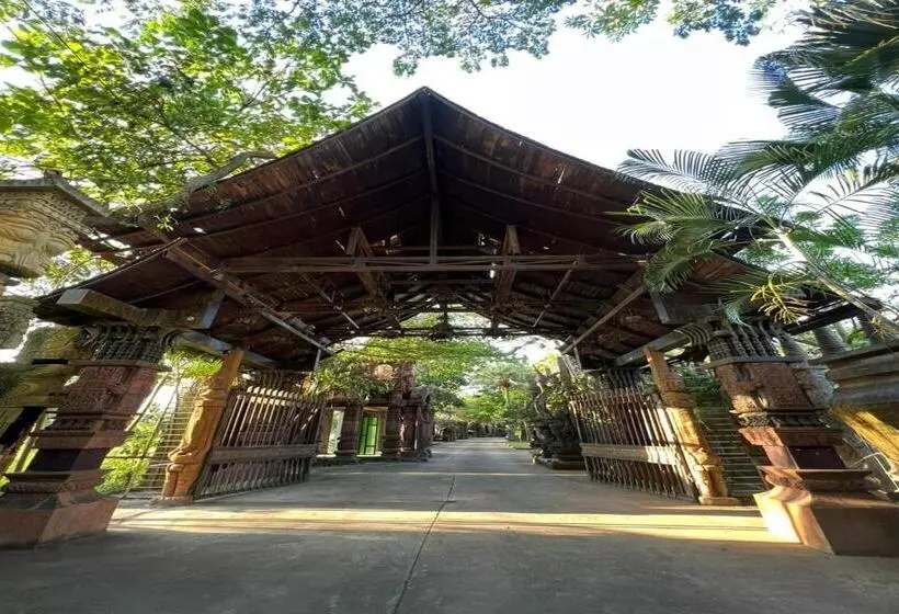 Khgema Nuanjun Pool Villa Gallery Resort