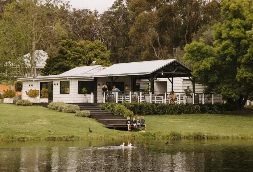 Hotelli Ampersand Estates
