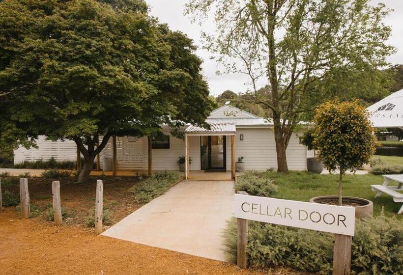 Отель Ampersand Estates