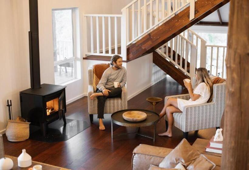 Отель Ampersand Estates