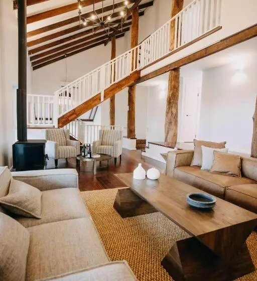 Hotelli Ampersand Estates