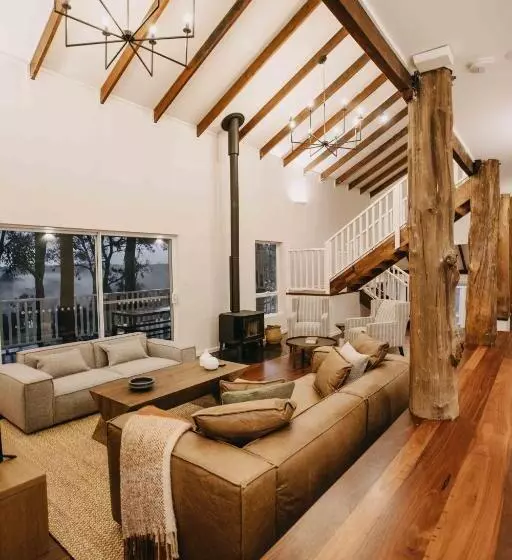 Hotelli Ampersand Estates