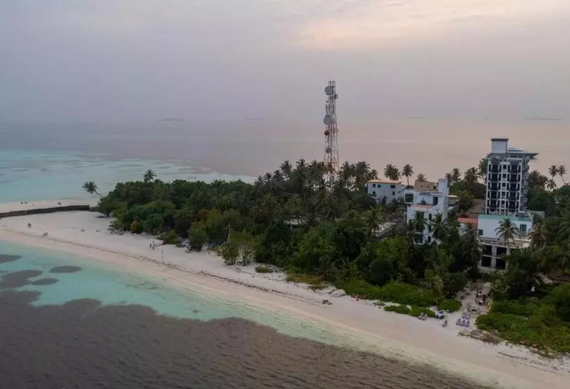 هتل Atoll Residence Dhangethi