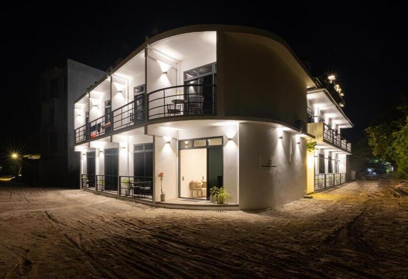 هتل Atoll Residence Dhangethi