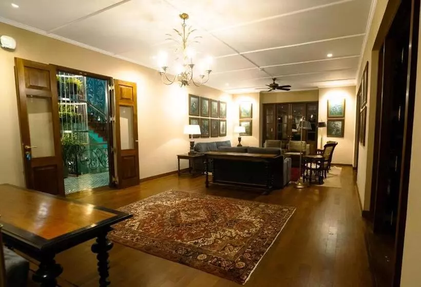 هتل Dendrobium House Near Kandy