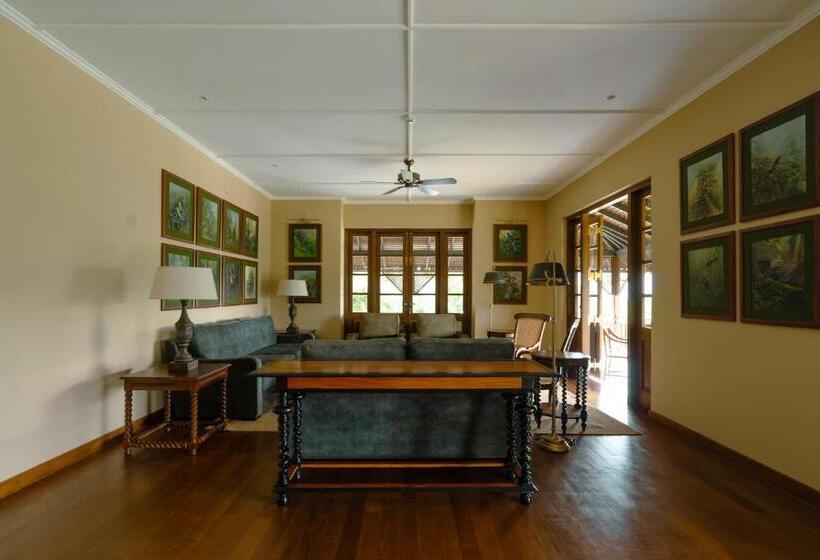 Hotel Dendrobium House Near Kandy