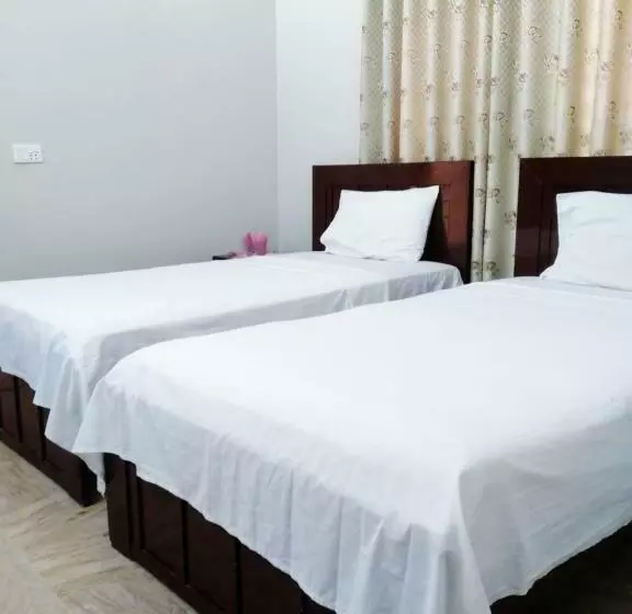 هتل Rose Palace Family Guest House