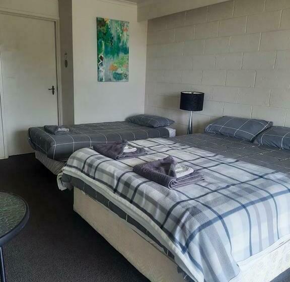 فندق Neerim South