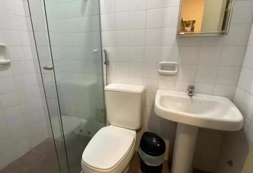 هتل Turis