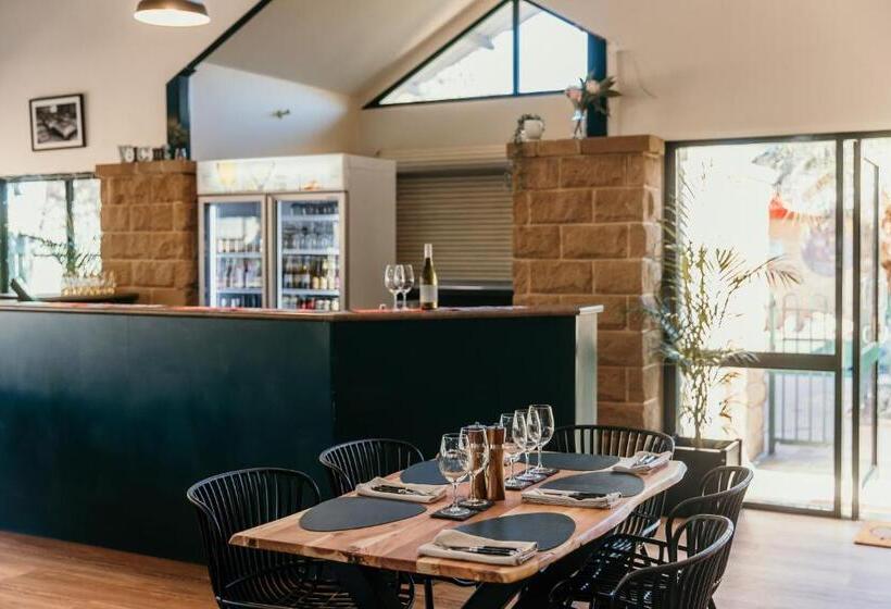 汽车旅馆  Oasis Motor Inn Blackall