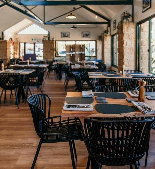 汽车旅馆  Oasis Motor Inn Blackall