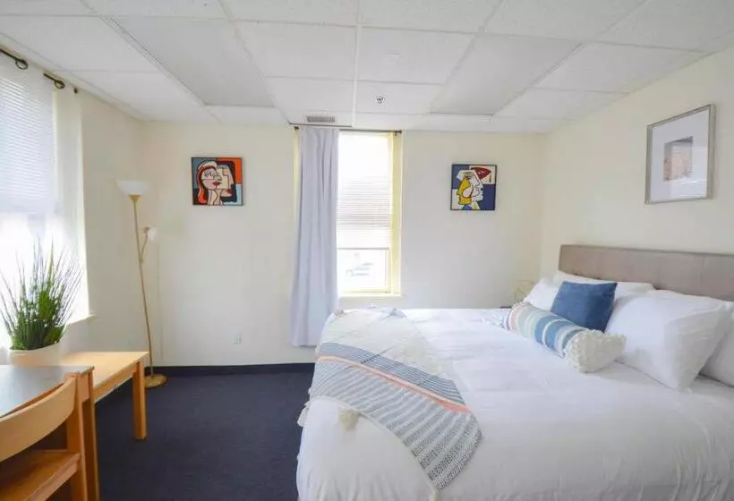 پانسیون Michie House In College Hill