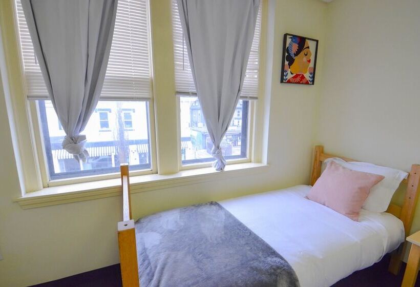 پانسیون Michie House In College Hill