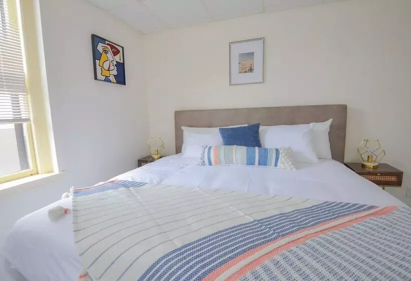 پانسیون Michie House In College Hill